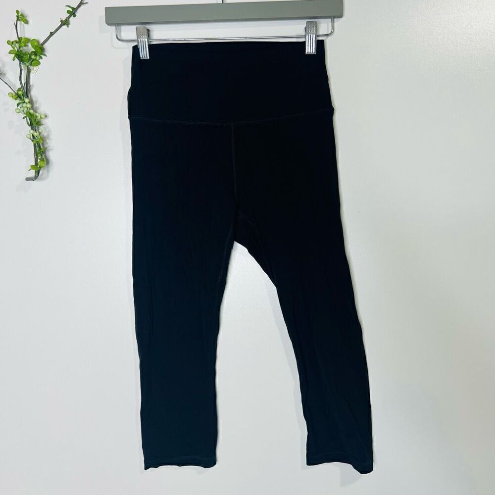 Ododos Black Capri Workout Pants